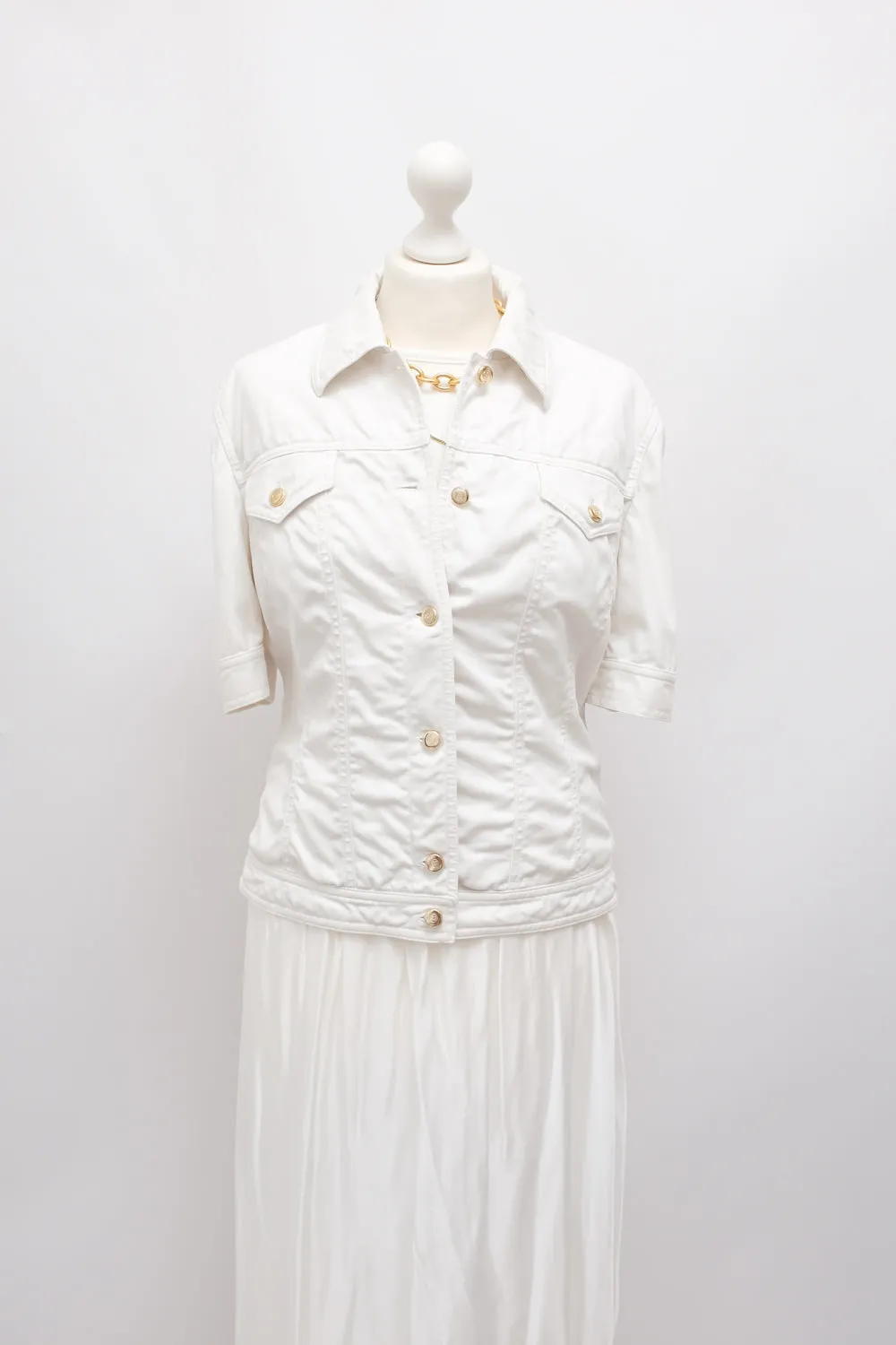 ESCADA WHITE SHORT ARM DENIM JACKET