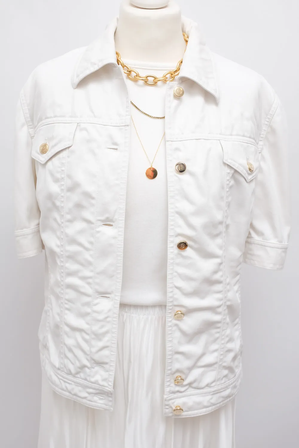 ESCADA WHITE SHORT ARM DENIM JACKET