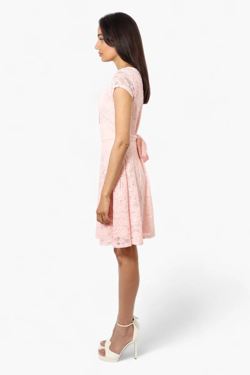 Limite Floral Lace Necklace Cocktail Dress - Pink