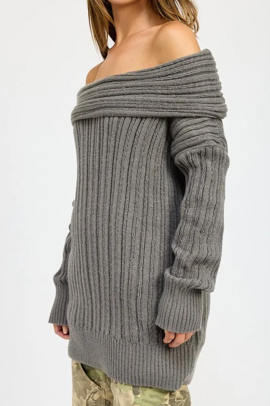 OVERSIZED OFF SHOULDER SWEATER