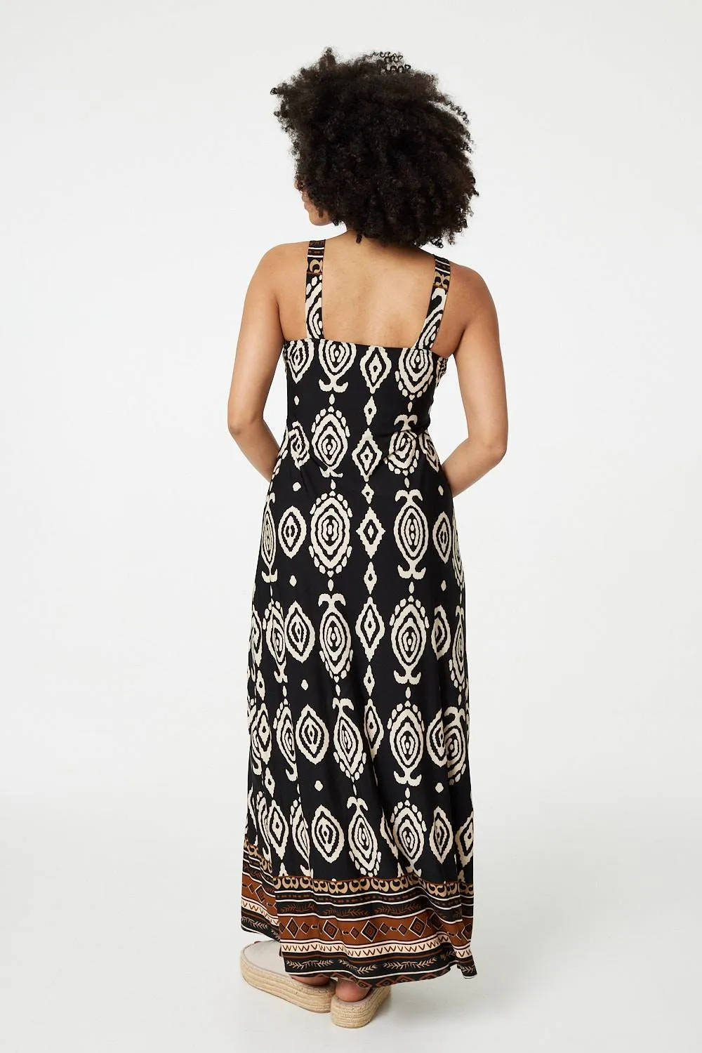 Printed Sleeveless Empire Maxi Dress